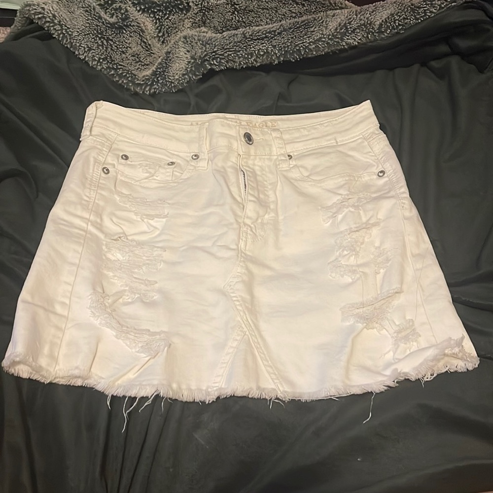 American eagle white skirt